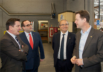 nick-clegg-tratos-05